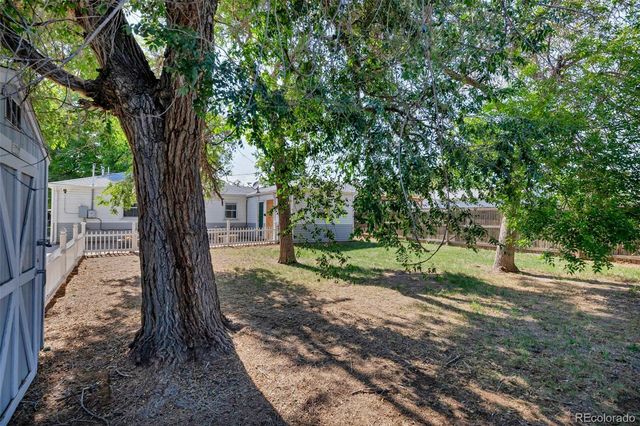 7664 King Street, Westminster, CO 80030