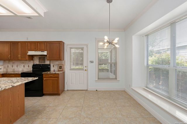 2323 Cardigan Hl, San Antonio, TX 78232