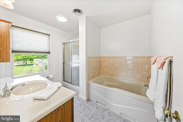 21406 DOGWOOD COVE RD, Tilghman, MD 21671