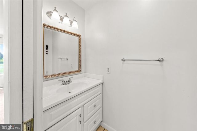 21406 DOGWOOD COVE RD, Tilghman, MD 21671