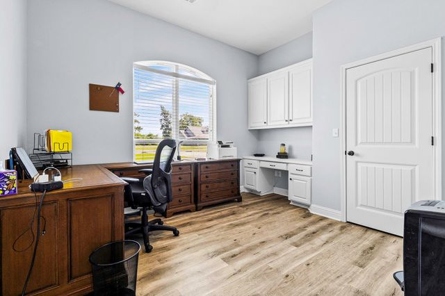 203 Summer Haven, Livingston, TX 77351
