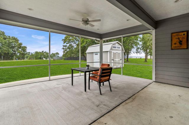 203 Summer Haven, Livingston, TX 77351