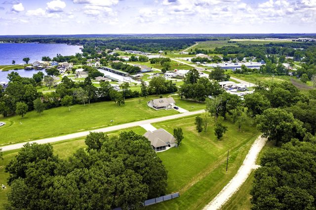 203 Summer Haven, Livingston, TX 77351