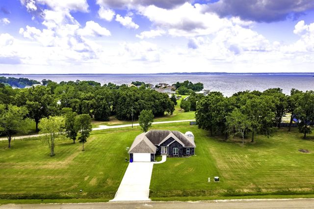 203 Summer Haven, Livingston, TX 77351