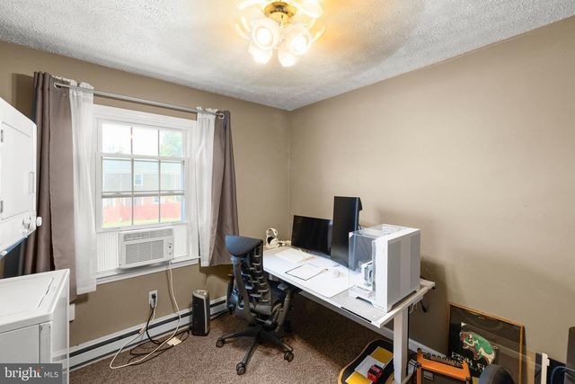 96 HACKBERRY DR, Stephens City, VA 22655