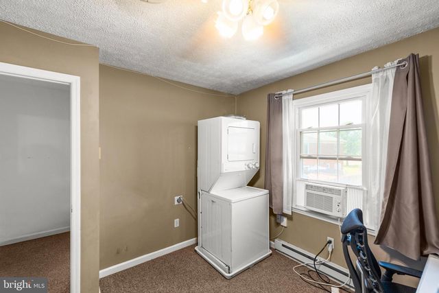 96 HACKBERRY DR, Stephens City, VA 22655