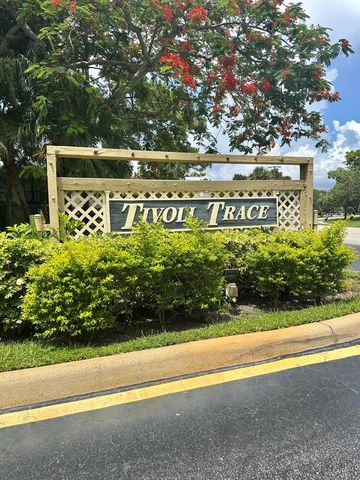 588 Trace Circle 211, Deerfield Beach, FL 33441