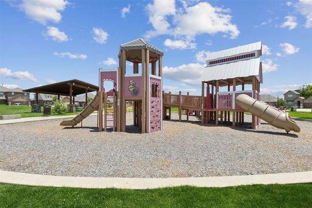 2907 Brady Starr Drive, Aubrey, TX 76227