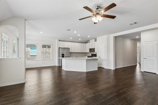 2907 Brady Starr Drive, Aubrey, TX 76227