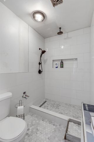 18100 Ohio Street, Detroit, MI 48221