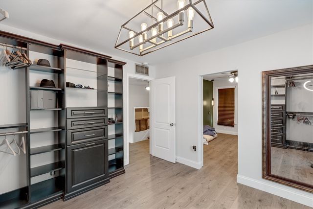 18100 Ohio Street, Detroit, MI 48221