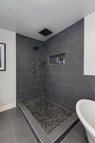 18100 Ohio Street, Detroit, MI 48221