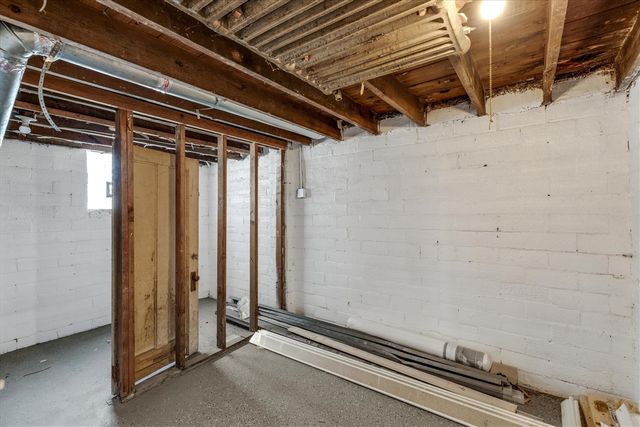 18100 Ohio Street, Detroit, MI 48221