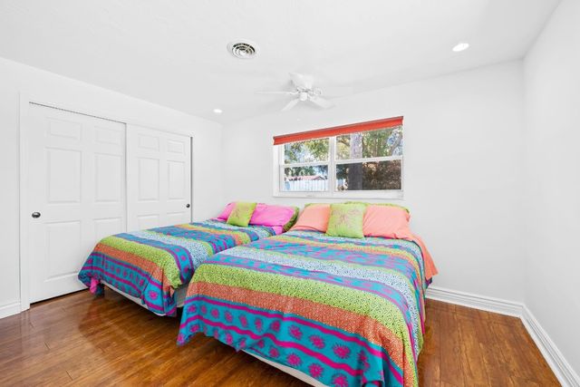 261 SW 18th Court, Pompano Beach, FL 33060