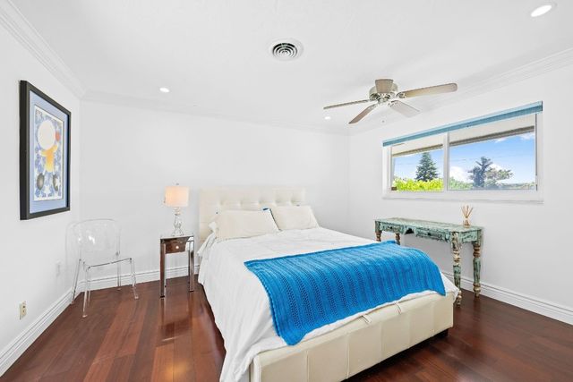 261 SW 18th Court, Pompano Beach, FL 33060