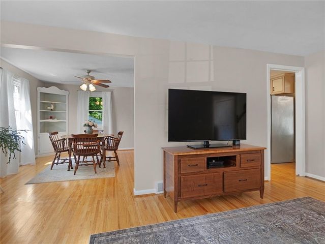 14 Burncoat, Pittsford, NY 14534