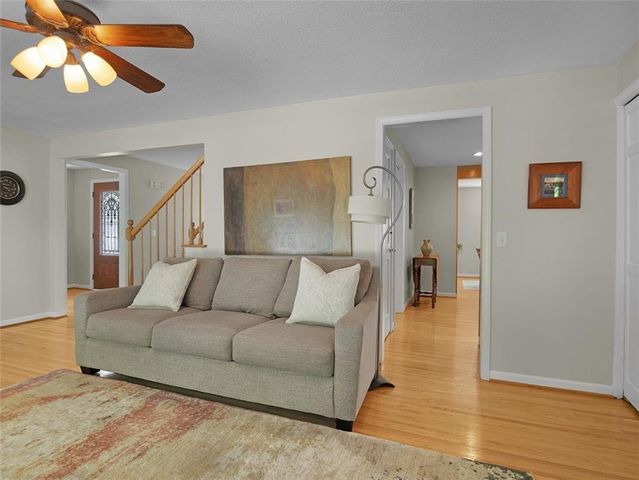 14 Burncoat, Pittsford, NY 14534