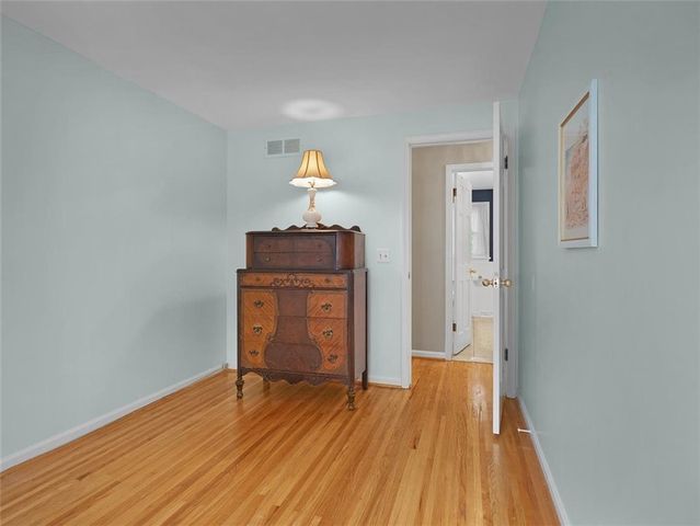 14 Burncoat, Pittsford, NY 14534