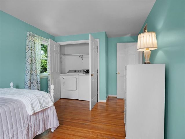 14 Burncoat, Pittsford, NY 14534