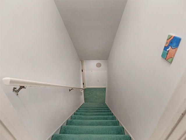 14 Burncoat, Pittsford, NY 14534