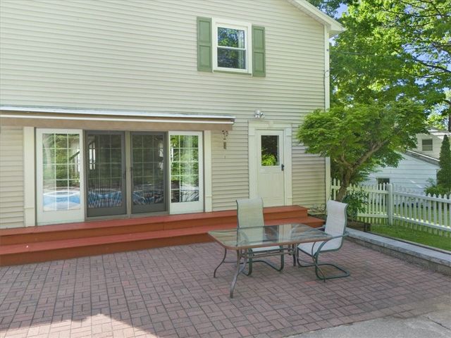 14 Burncoat, Pittsford, NY 14534