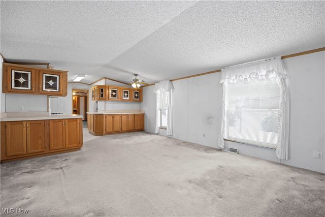 35157 Center Ridge Road 151, North Ridgeville, OH 44039