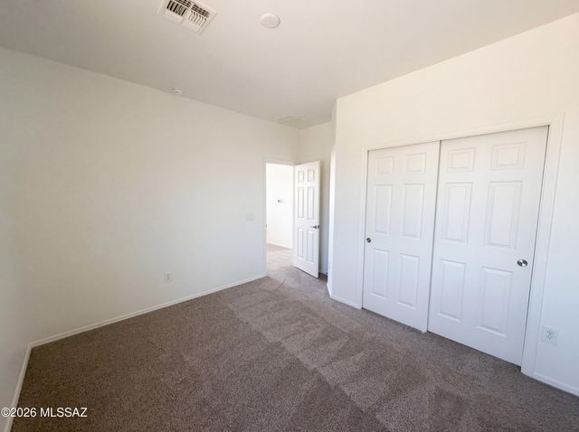 653 S Desert Haven Road, Vail, AZ 85641