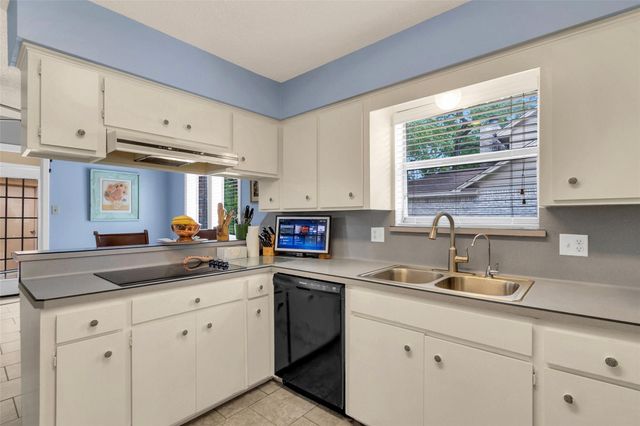 12011 Maverick Drive, Willis, TX 77378