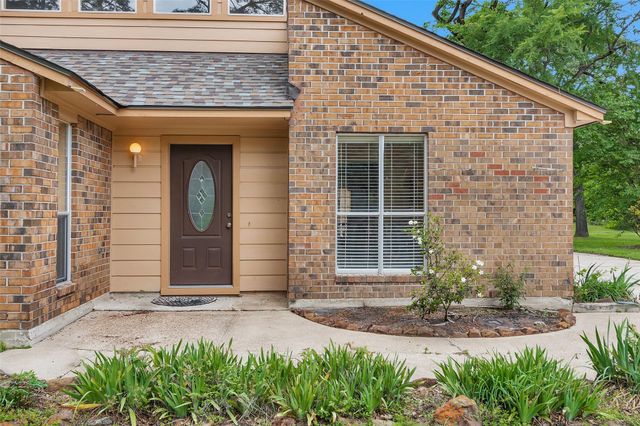 12011 Maverick Drive, Willis, TX 77378