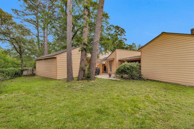 12011 Maverick Drive, Willis, TX 77378