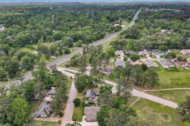 12011 Maverick Drive, Willis, TX 77378