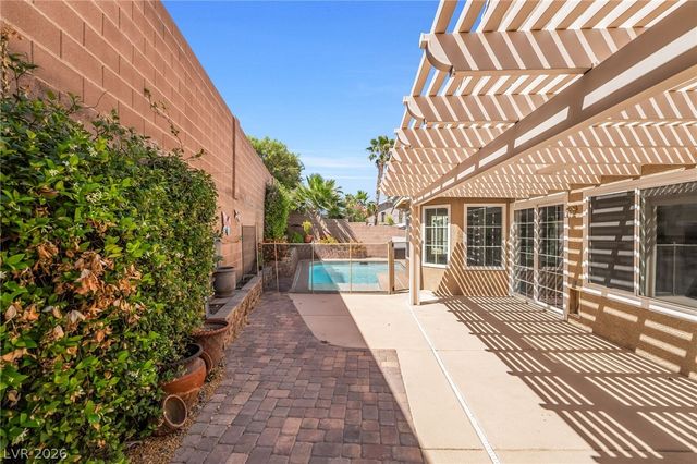 271 Pointe Ranier, Henderson, NV 89012