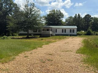 1020 Perry Lane, Summit, MS 39666
