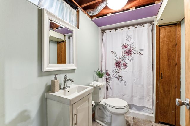 8502 Upper 206th Street W, Lakeville, MN 55044