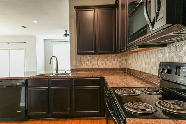 4110 Legend Trail, Heartland, TX 75126