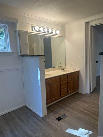 86 Copeland Loop, Romance, AR 72136