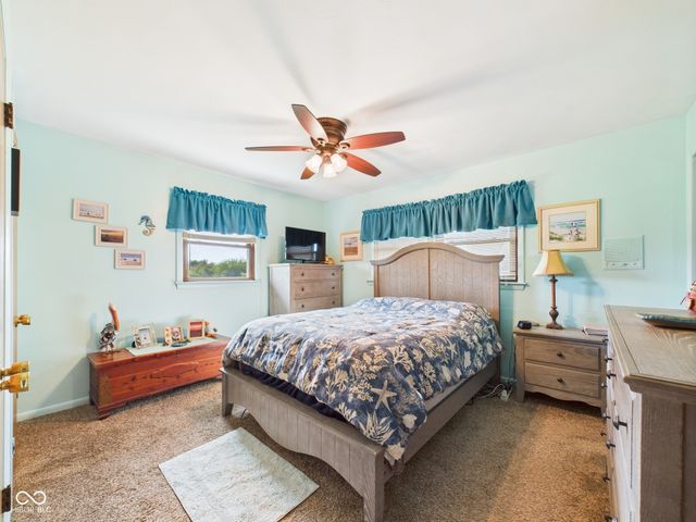 1226 E 600 N, Alexandria, IN 46001