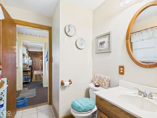 1226 E 600 N, Alexandria, IN 46001