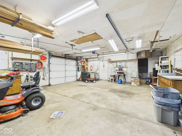 1226 E 600 N, Alexandria, IN 46001