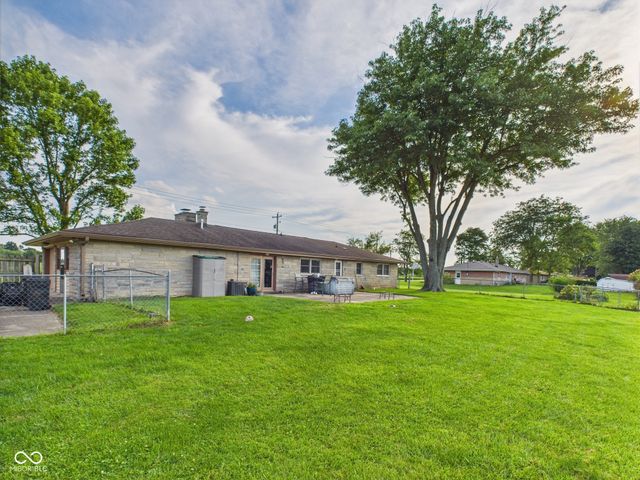 1226 E 600 N, Alexandria, IN 46001