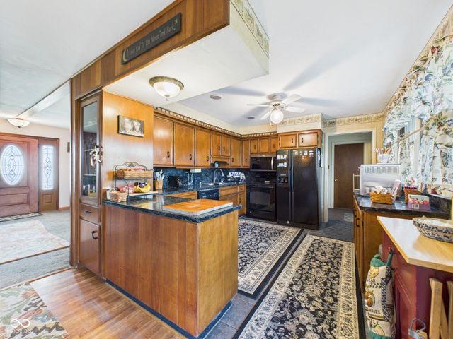 1226 E 600 N, Alexandria, IN 46001