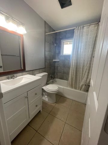 8003 Pinedale CV A, Austin, TX 78757