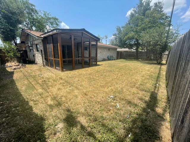 8003 Pinedale CV A, Austin, TX 78757