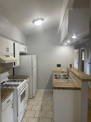 8003 Pinedale CV A, Austin, TX 78757