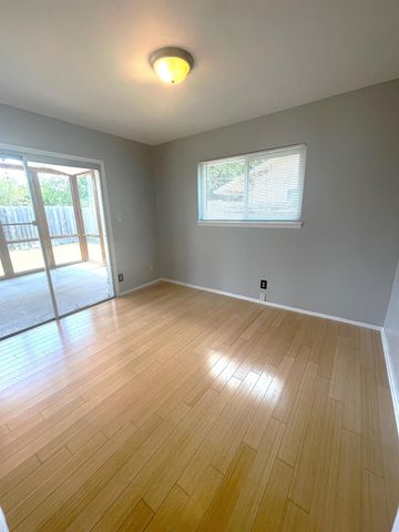 8003 Pinedale CV A, Austin, TX 78757