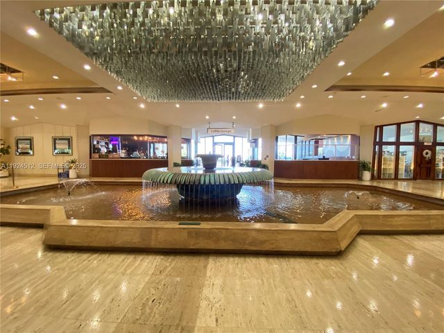 825 Brickell Bay Dr 343, Miami, FL 33131