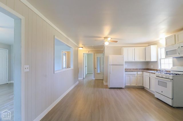 205 E Matthews Street, Brookland, AR 72417
