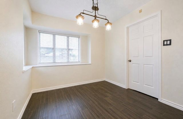 3728 Autumn Lane, Baytown, TX 77521