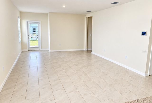 1011 BEAR HAMMOCK DRIVE, Umatilla, FL 32784