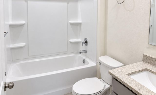1011 BEAR HAMMOCK DRIVE, Umatilla, FL 32784